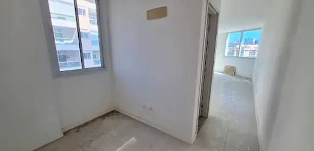 Sala Comercial à venda, 30m² no Santa Rosa, Niterói