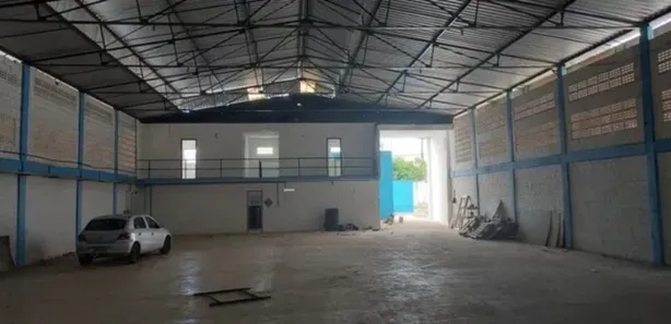 Galpão/Depósito/Armazém para alugar, 730m² no Recreio Ipitanga, Lauro de Freitas