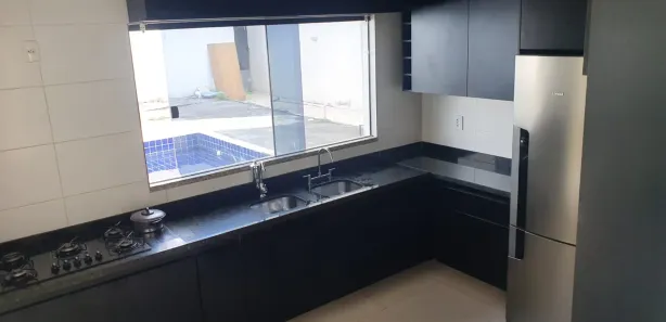 Casa de Condomínio com 3 Quartos para alugar, 200m² no Portinho, Cabo Frio