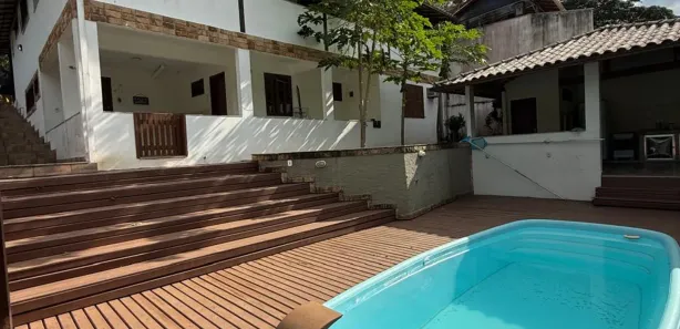 Fazenda/Sítio com 4 Quartos à venda, 1000m² no Centro, Casimiro de Abreu