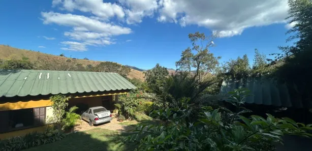 Casa com 4 Quartos para alugar, 300m² no Pedro do Rio, Petrópolis