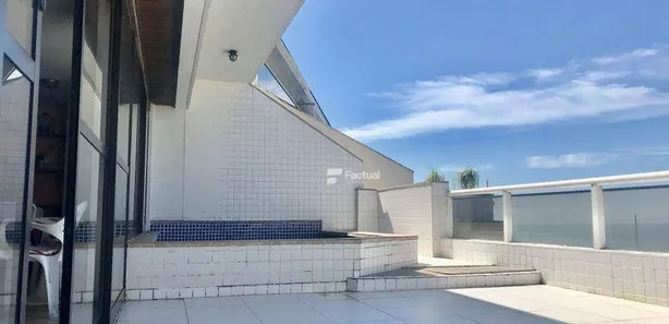 Cobertura com 4 Quartos para venda ou aluguel, 253m² no Morro Sorocotuba, Guarujá