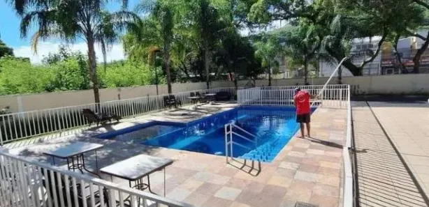 Apartamento com 2 Quartos para alugar, 45m² no Joana D'Arc, Nova Iguaçu