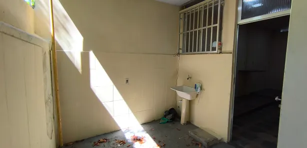 Ponto Comercial para alugar, 60m² no Vila Valqueire, Rio de Janeiro