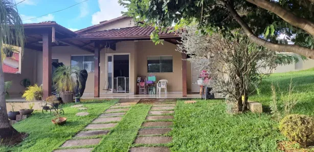 Casa de Condomínio com 3 Quartos à venda, 61m² no Fazenda Petrópolis - Residencial Monte Verde, Goiânia