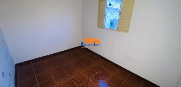 Casa com 3 Quartos para alugar, 75m² no Horto, Belo Horizonte