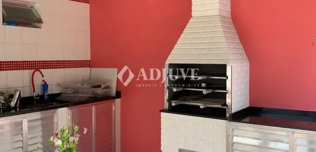 Casa com 4 Quartos para venda ou aluguel, 216m² no Cascatinha, Petrópolis