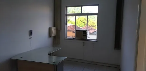 Sala Comercial à venda, 40m² no Centro, Santos