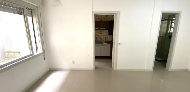 Kitnet com 1 Quarto para alugar, 30m² no Bom Fim, Porto Alegre