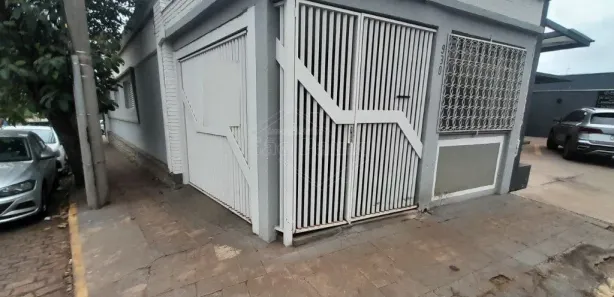 Casa com 3 Quartos à venda, 157m² no Centro, Araraquara