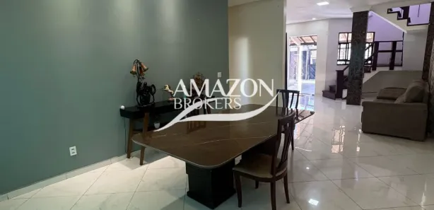 Casa de Condomínio com 4 Quartos à venda, 235m² no Dom Pedro I, Manaus