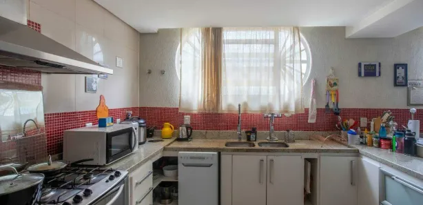 Casa com 7 Quartos à venda, 407m² no Asa Sul, Brasília