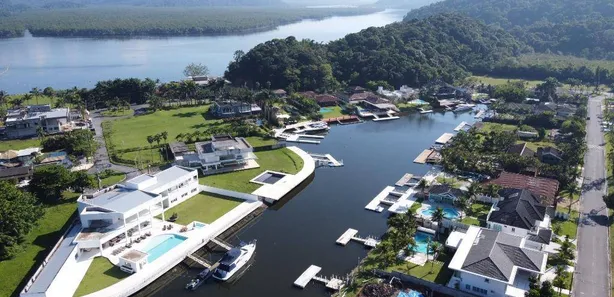 Casa de Condomínio com 5 Quartos à venda, 450m² no Balneario Praia do Perequê, Guarujá