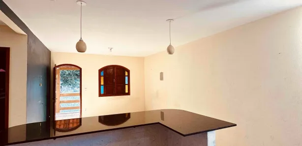 Casa com 2 Quartos para alugar, 75m² no Peró, Cabo Frio
