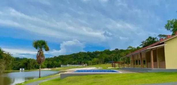 Lote/Terreno com 1 Quarto à venda, 1650m² no Centro, Iranduba