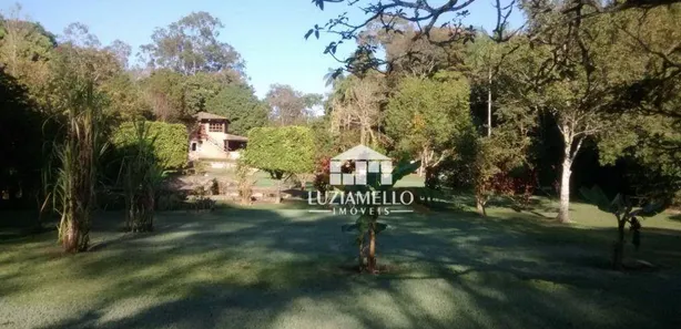 Fazenda/Sítio com 4 Quartos à venda, 1000m² no Chácaras Saia Velha, Valparaíso de Goiás