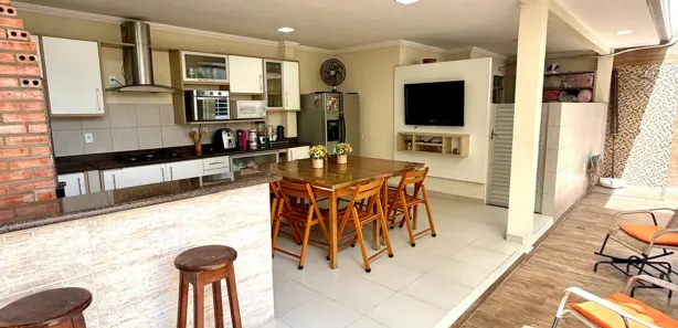 Casa de Condomínio com 4 Quartos à venda, 180m² no Parque 10 de Novembro, Manaus