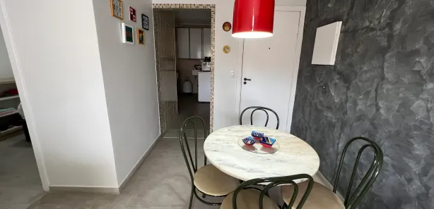 Apartamento com 2 Quartos à venda, 70m² no Jardim Las Palmas, Guarujá