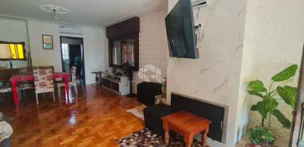 Casa com 4 Quartos à venda, 240m² no Igara, Canoas
