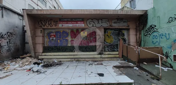 Ponto Comercial para alugar, 320m² no Santa Tereza, Belo Horizonte