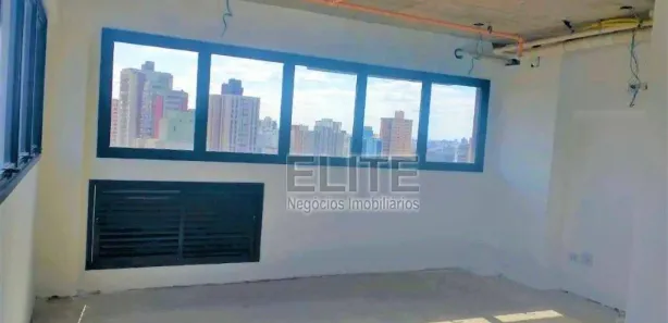 Sala Comercial à venda, 44m² no Vila Assunção, Santo André