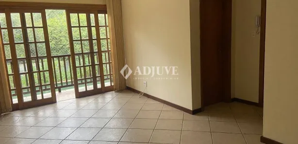 Apartamento com 2 Quartos para venda ou aluguel, 80m² no Nogueira, Petrópolis