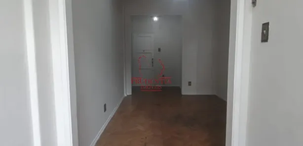 Apartamento com 2 Quartos para alugar, 71m² no Catete, Rio de Janeiro