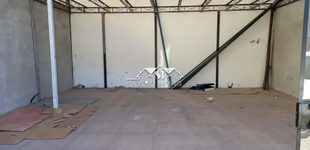 Ponto Comercial para alugar, 50m² no Samambaia, Petrópolis