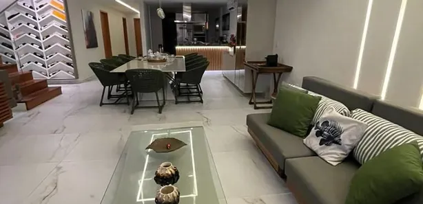 Casa com 7 Quartos à venda, 350m² no , Ipojuca