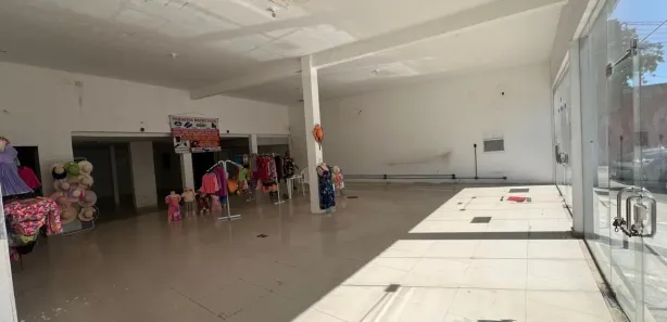Galpão/Depósito/Armazém à venda, 190m² no Centro, Lauro de Freitas