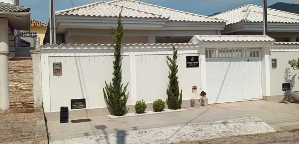 Casa de Condomínio com 3 Quartos à venda, 180m² no Campo Grande, Rio de Janeiro