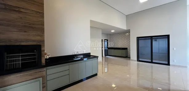 Casa de Condomínio com 3 Quartos para venda ou aluguel, 165m² no Parque Brasil 500, Paulínia