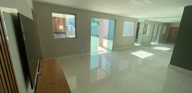 Casa de Condomínio com 4 Quartos para alugar, 220m² no Recreio dos Bandeirantes, Rio de Janeiro