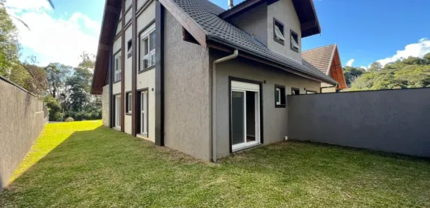 Casa com 3 Quartos à venda, 134m² no Ipê Amarelo, Gramado