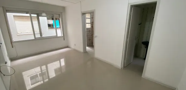 Kitnet com 1 Quarto para alugar, 30m² no Bom Fim, Porto Alegre