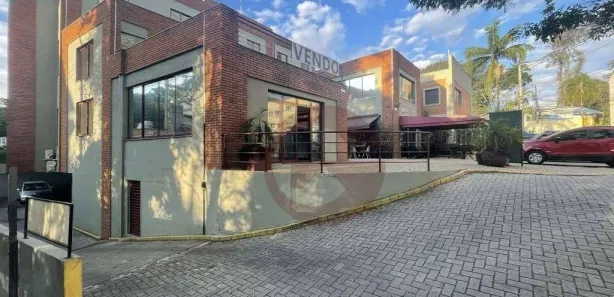 Ponto Comercial à venda, 176m² no Chácara São João, Carapicuíba