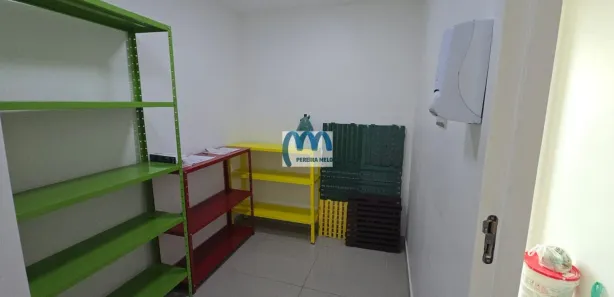 Sala Comercial à venda, 24m² no São Miguel, São Gonçalo