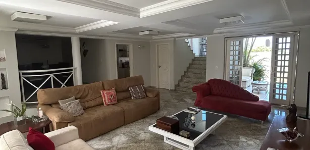Casa com 4 Quartos para venda ou aluguel, 350m² no Joana D'Arc, Nova Iguaçu