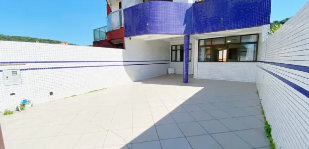 Sobrado com 4 Quartos à venda, 167m² no , 