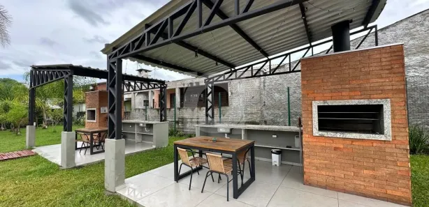 Sobrado com 3 Quartos à venda, 44m² no Loteamento Neto, Portão