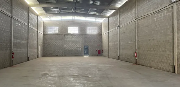 Galpão/Depósito/Armazém para alugar, 1000m² no Pirajá, Salvador