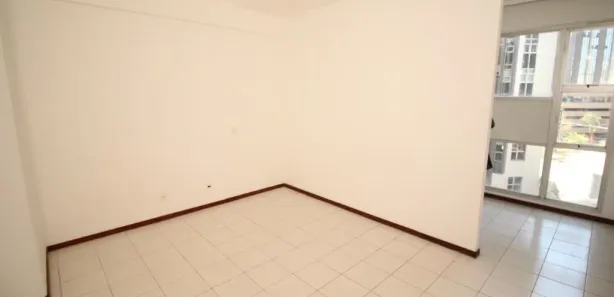 Sala Comercial à venda, 34m² no Lourdes, Belo Horizonte