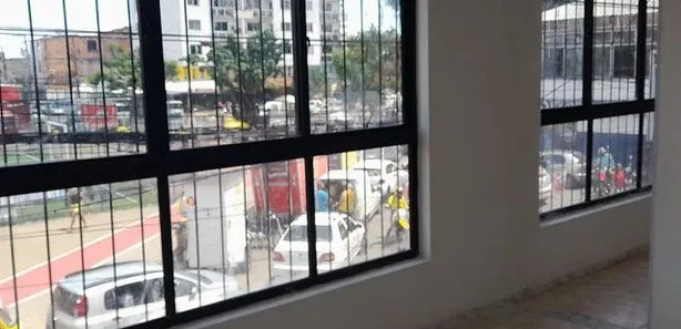 Sala Comercial para alugar, 200m² no Periperi, Salvador