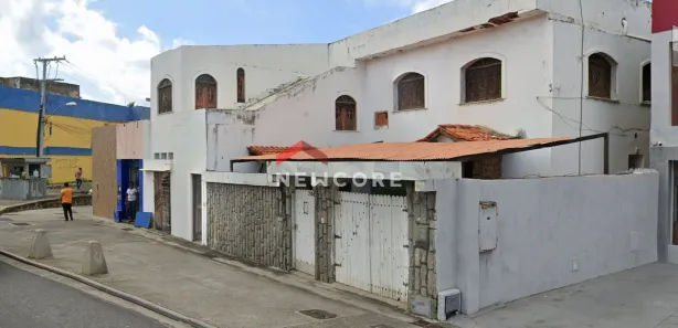 Casa com 10 Quartos à venda, 700m² no Pituba, Salvador