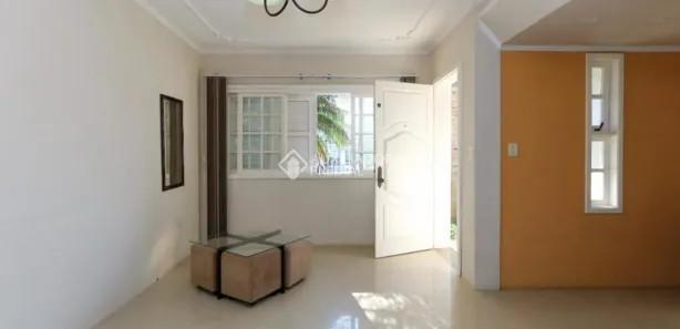 Casa com 3 Quartos para alugar, 180m² no Igara, Canoas