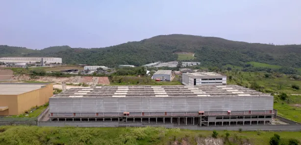 Galpão/Depósito/Armazém para alugar, 1385m² no Vila Real Daracariguama, Araçariguama