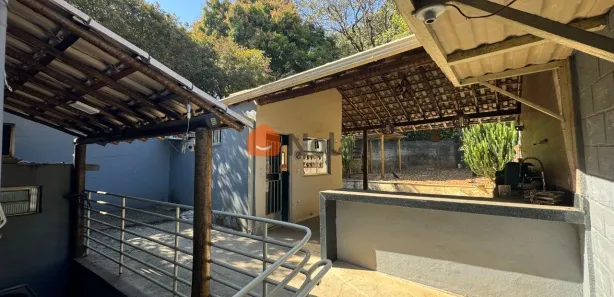 Imóvel Comercial com 3 Quartos para alugar, 220m² no São João Batista, Santa Luzia