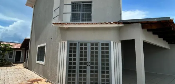Sobrado com 4 Quartos à venda, 226m² no Plano Diretor Norte, Palmas