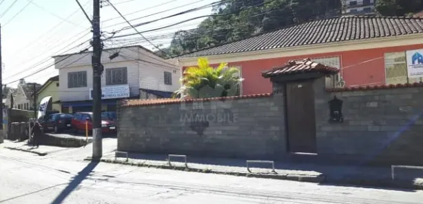 Casa com 2 Quartos para alugar, 170m² no Morin, Petrópolis