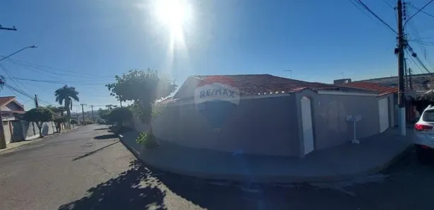 Casa com 3 Quartos para alugar, 160m² no Jardim Brasília, Mogi Guaçu
